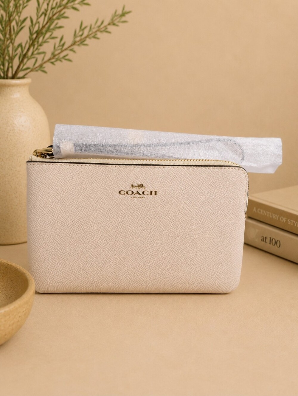 Coach Corner Zip Wristlet Chalk Crossgrain Leather NWT